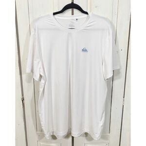 Quiksilver SPF Active Wear T-Shirt XL White Regular Fit Short Sleeve Wicking